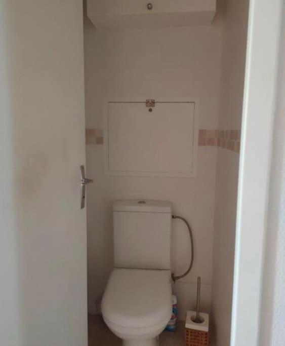 Apartmán F3 Avec Balcon 5 Min Gare Sqy Et Parking Gratuit Guyancourt Exteriér fotografie