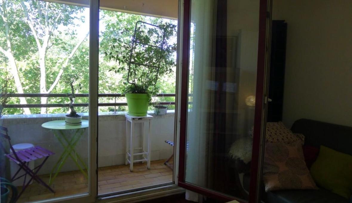 Apartmán F3 Avec Balcon 5 Min Gare Sqy Et Parking Gratuit Guyancourt Exteriér fotografie